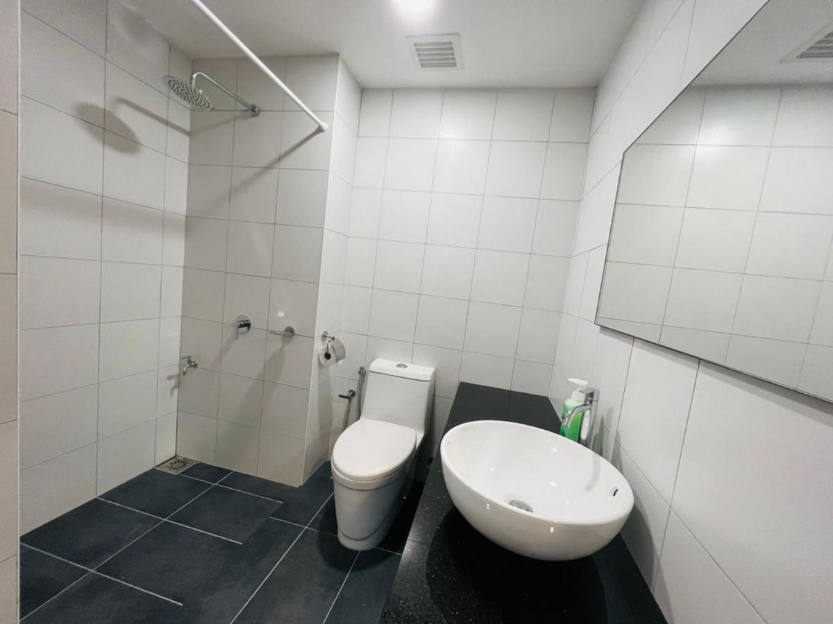 Chambers Serviced Suites Klcc By Cozy Stay Kuala Lumpur Buitenkant foto