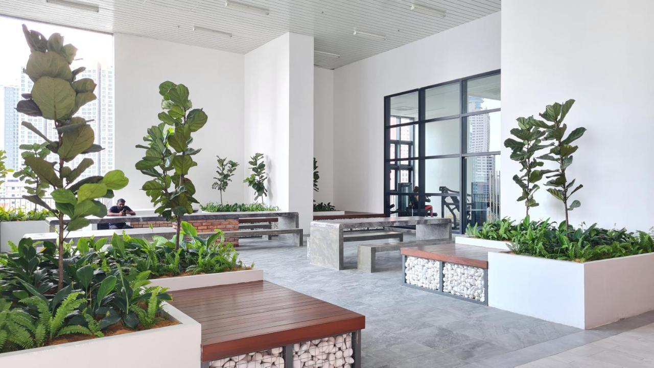 Chambers Serviced Suites Klcc By Cozy Stay Kuala Lumpur Buitenkant foto