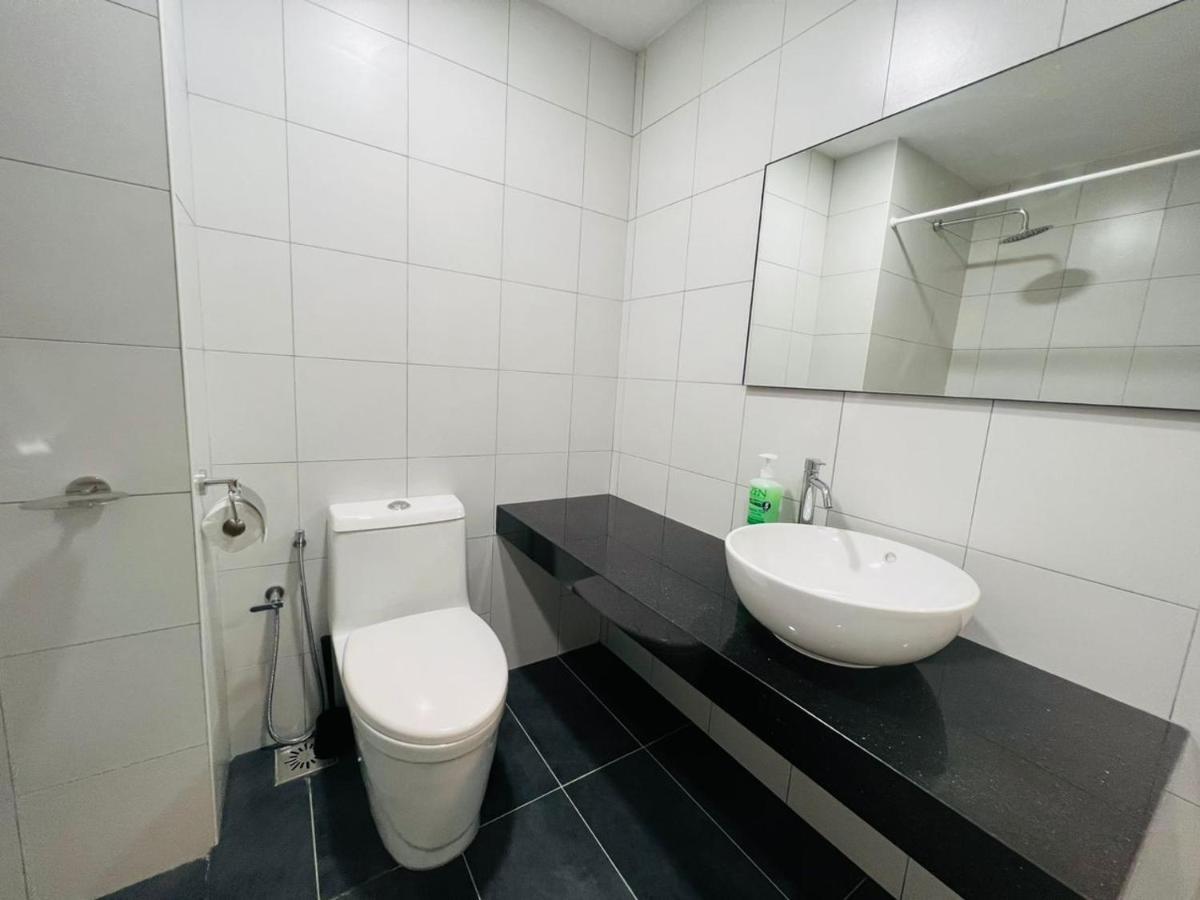 Chambers Serviced Suites Klcc By Cozy Stay Kuala Lumpur Buitenkant foto