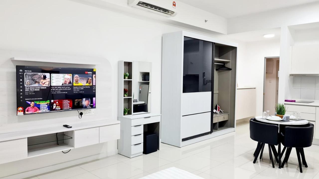 Chambers Serviced Suites Klcc By Cozy Stay Kuala Lumpur Buitenkant foto