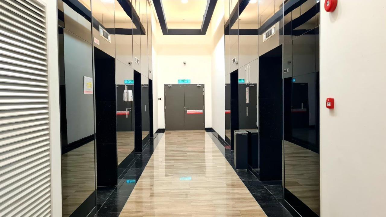 Chambers Serviced Suites Klcc By Cozy Stay Kuala Lumpur Buitenkant foto
