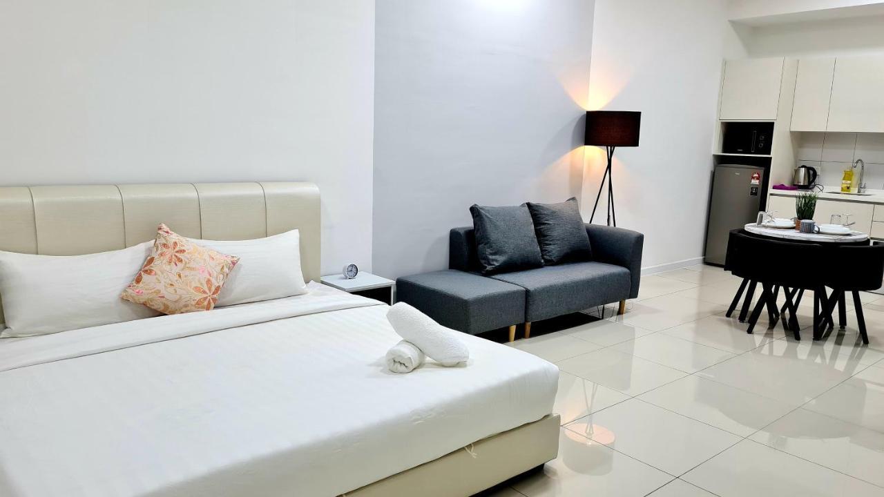 Chambers Serviced Suites Klcc By Cozy Stay Kuala Lumpur Buitenkant foto